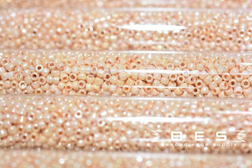 11/0 OP Beige Luster 890 JSB