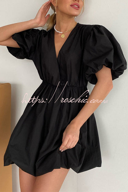 Solid Color Sexy V-neck Lantern Sleeve Waist Mini Dress