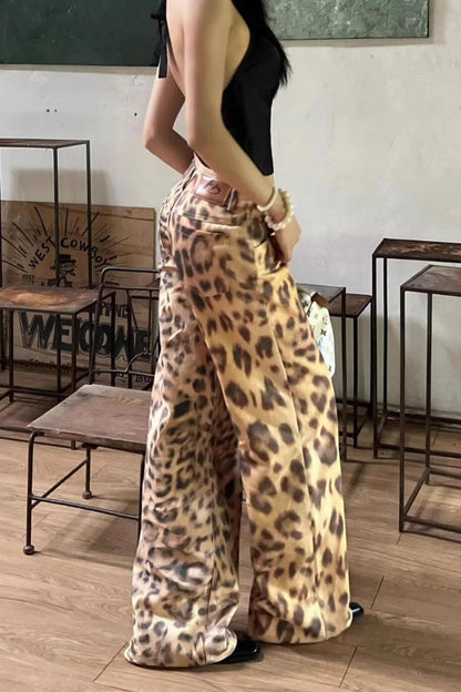 Low-Rise Washed Leopard Wide-Leg Retro Jeans