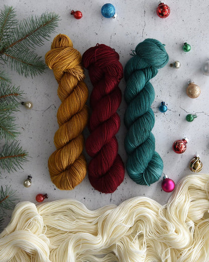 Destination Yarn fingering weight yarn Candlelight