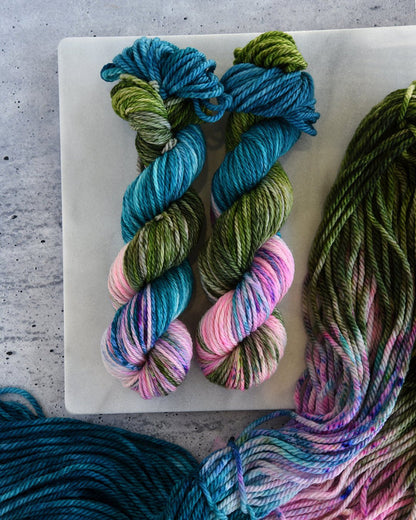 Destination Yarn Bulky Weight Yarn Kaua'i - Wardrobe Trunk